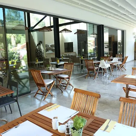 Golden Key Hotel 5*